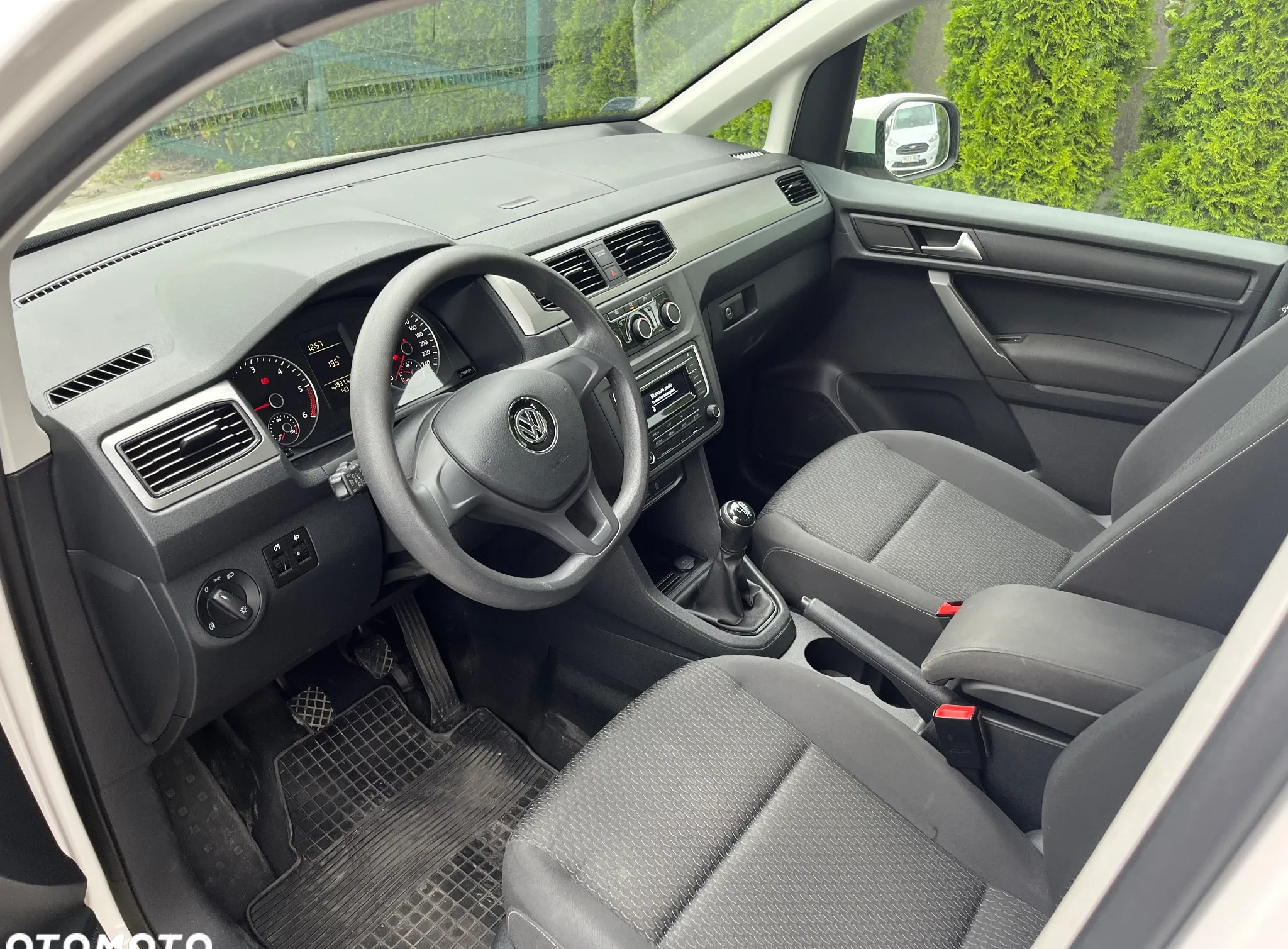 Volkswagen Caddy cena 59890 przebieg: 142000, rok produkcji 2019 z Choszczno małe 232
